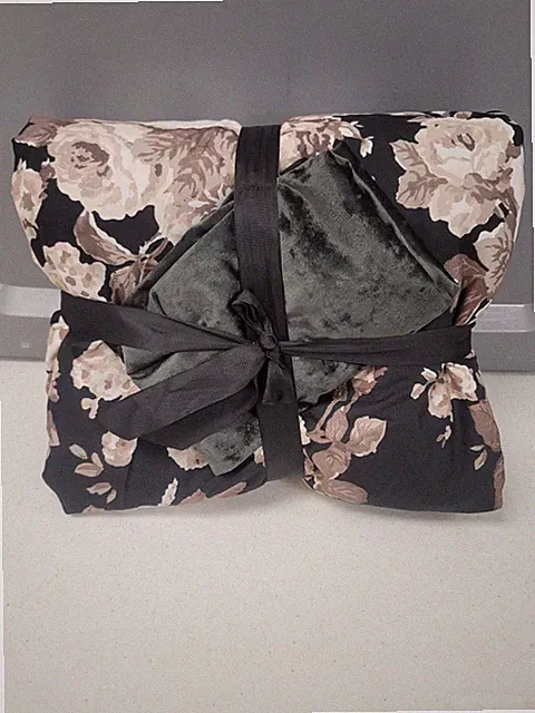 Betsey Johnson BJ Black Velvet 2 Piece Twin Duvet Cover and Pillow Sham