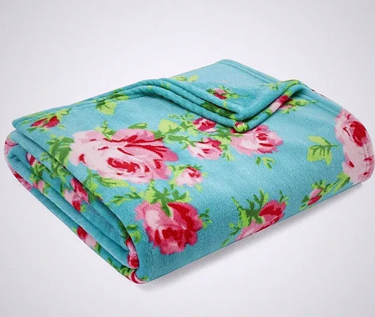 Betsey Johnson Floral Throw 3 lb Blanket 50x70 Turquoise NEW with Tags Roses