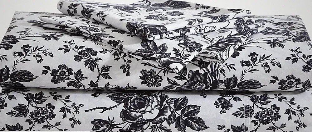 Betsey Johnson - King Bed Sheets, Soft & Lightweight Bedding, Fade & Wrinkle Res