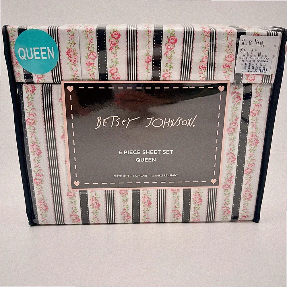 Betsey Johnson Queen 6 Piece Sheet Set Romance Stripe Pink Floral Black White