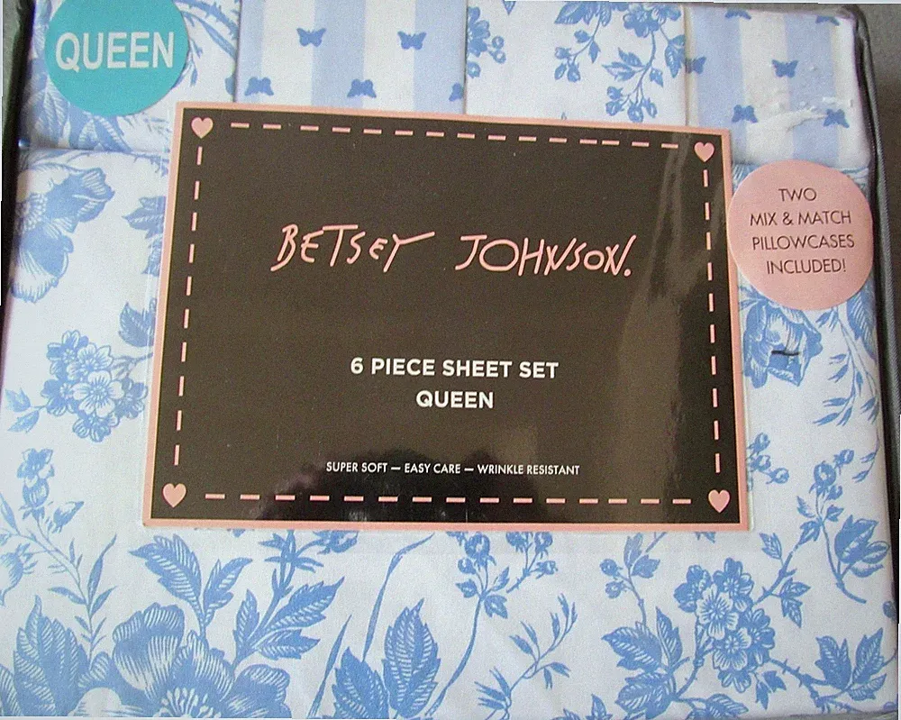 Betsey Johnson Queen Sheet Set 6 Piece Floral Bouquet Butterflies Soft Easy Care