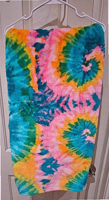 Betsey Johnson Throw 50" × 70"