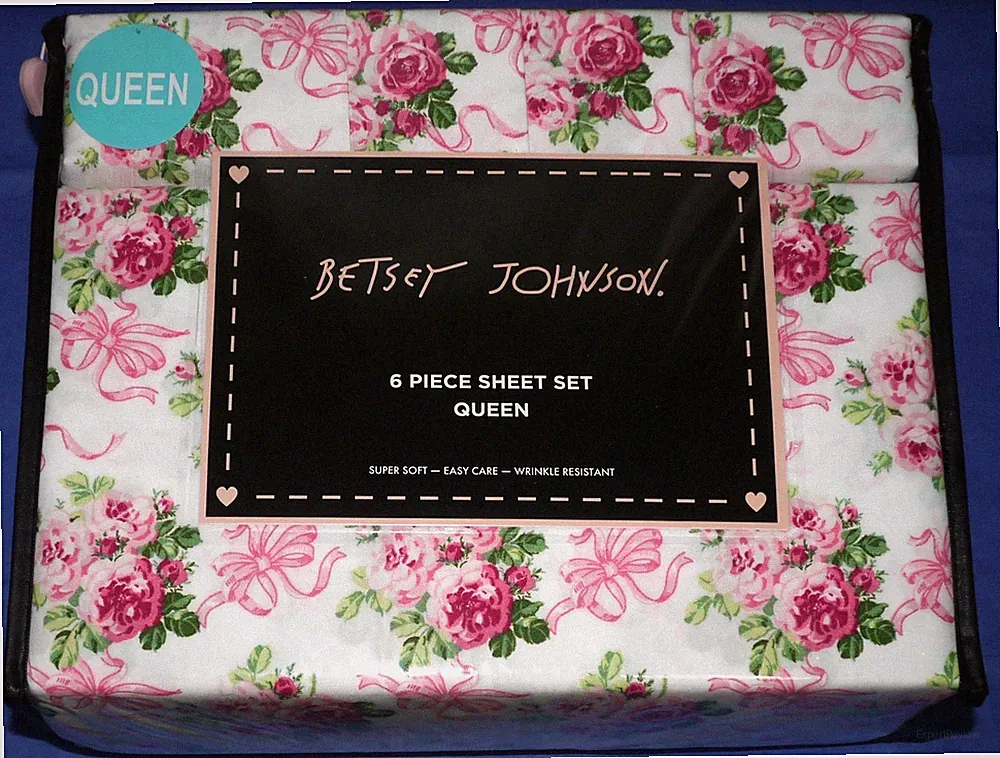 NEW Betsey Johnson 6 Pc Queen Sheet Set Rose Roses Flowers Bow Bows